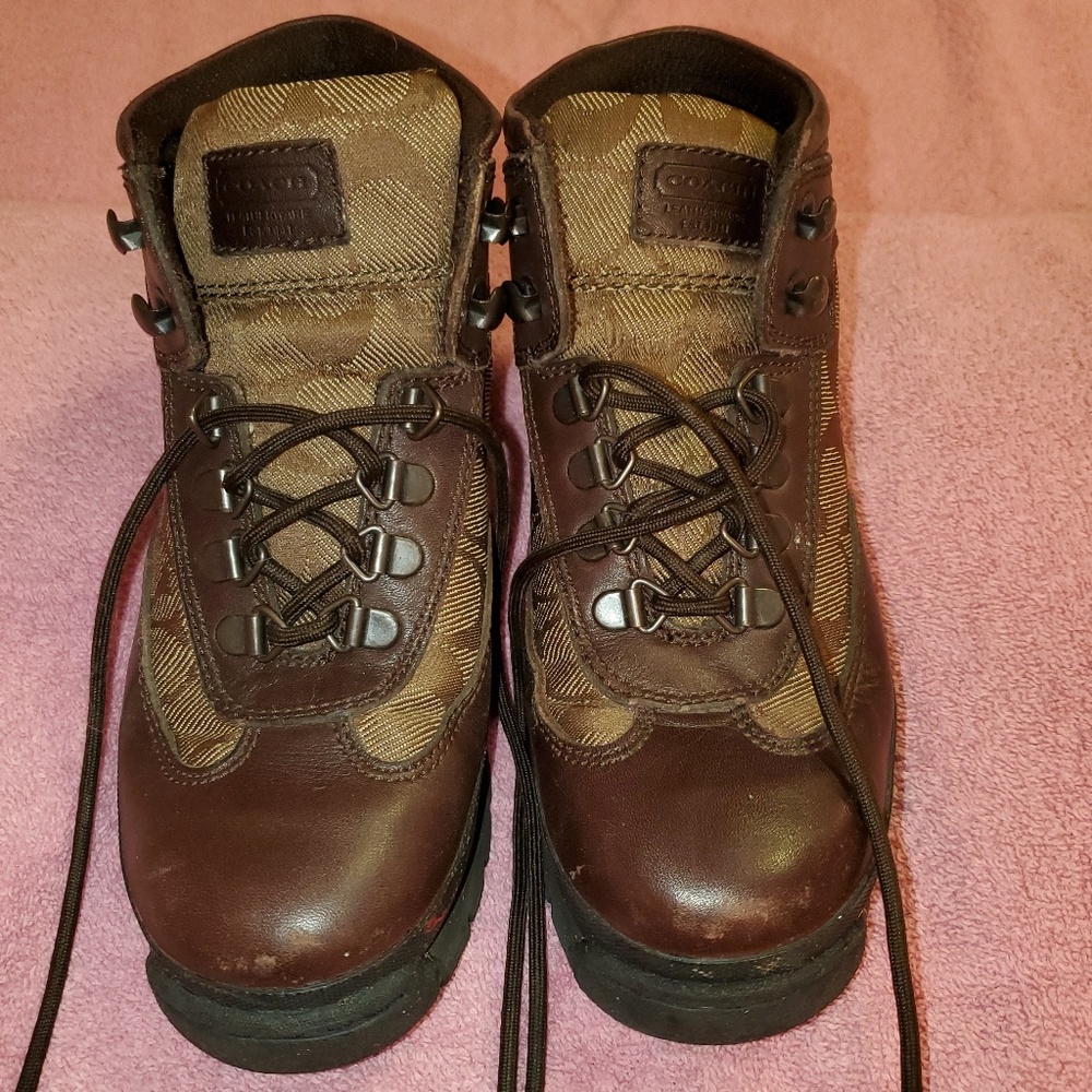 Coach Hannah ankle boots size 5.5